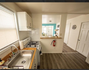 46 Kearney Avenue - Photo Thumbnail 8