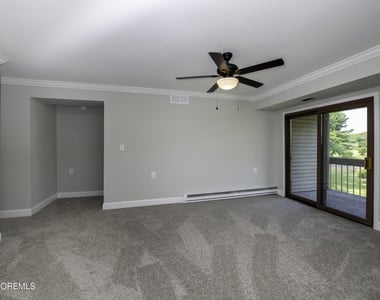 5b Auburn Court - Photo Thumbnail 3