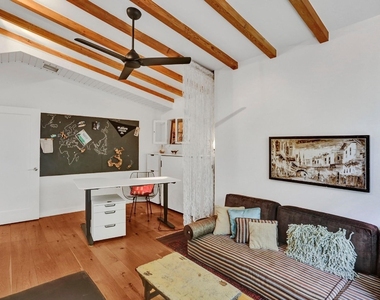 1613 Sw 5th Court - Photo Thumbnail 11
