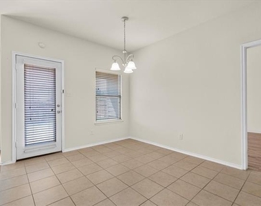1729 Park Trails Boulevard - Photo Thumbnail 18