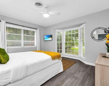 127 Miramar Way - Photo Thumbnail 15