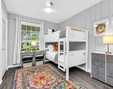 127 Miramar Way - Photo Thumbnail 14