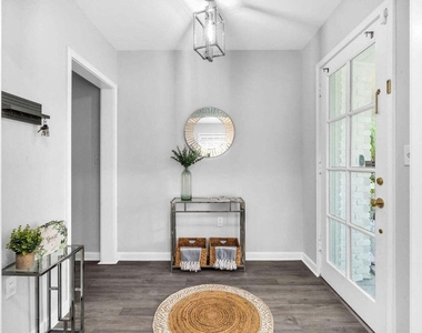 127 Miramar Way - Photo Thumbnail 1