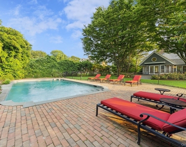 62 Beach Lane - Photo Thumbnail 17