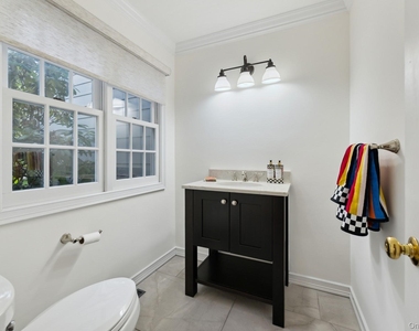62 Beach Lane - Photo Thumbnail 15