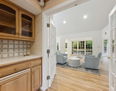 62 Beach Lane - Photo Thumbnail 7
