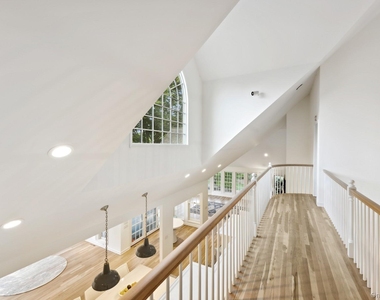 62 Beach Lane - Photo Thumbnail 9