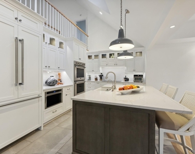 62 Beach Lane - Photo Thumbnail 4