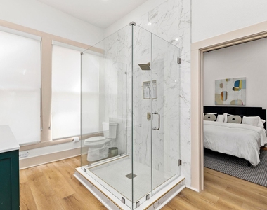 110 E Craig Pl - Photo Thumbnail 22