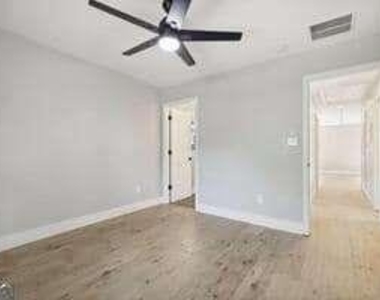 1560 Sams Street - Photo Thumbnail 11