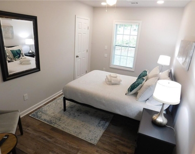 213 Claire Drive Se - Photo Thumbnail 6