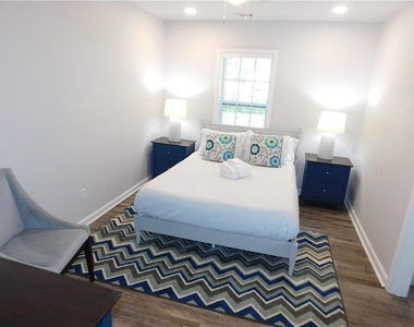 213 Claire Drive Se - Photo Thumbnail 9