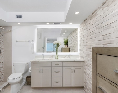 26340 Hickory Boulevard - Photo Thumbnail 10