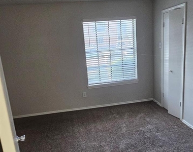 3737 Timberglen Road - Photo Thumbnail 6