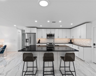 2500 Kings Lake Boulevard - Photo Thumbnail 6
