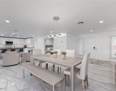 2500 Kings Lake Boulevard - Photo Thumbnail 4