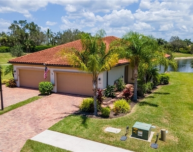1414 Oceania Drive S - Photo Thumbnail 2