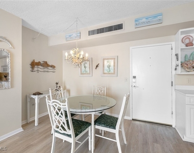 140 Seaview Court - Photo Thumbnail 8