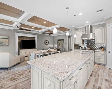 9515 Campanile Circle - Photo Thumbnail 11