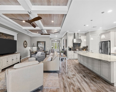 9515 Campanile Circle - Photo Thumbnail 7