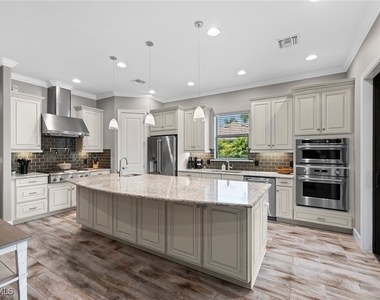 9515 Campanile Circle - Photo Thumbnail 5