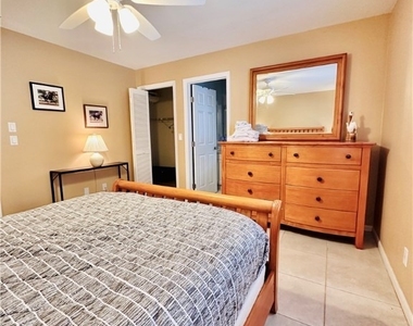 671 94th Avenue N - Photo Thumbnail 19