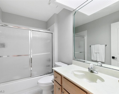 8320 Mystic Greens Way - Photo Thumbnail 5