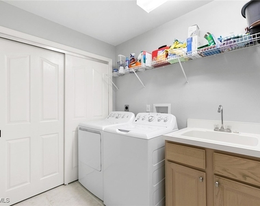 8320 Mystic Greens Way - Photo Thumbnail 6