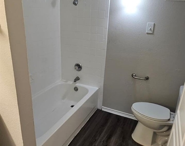 3737 Timberglen Road - Photo Thumbnail 5