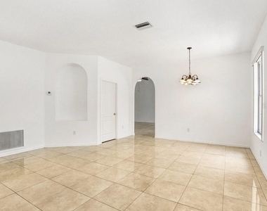 930 Grand Canyon Drive - Photo Thumbnail 4