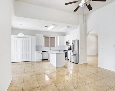 930 Grand Canyon Drive - Photo Thumbnail 11