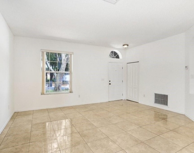 930 Grand Canyon Drive - Photo Thumbnail 5