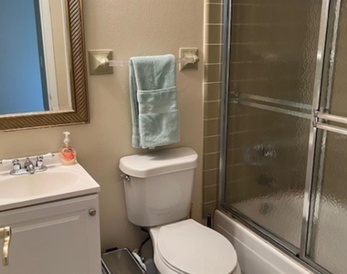 4192 Gingold Street - Photo Thumbnail 7