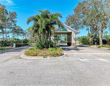 5280 Hyland Hills Avenue - Photo Thumbnail 13