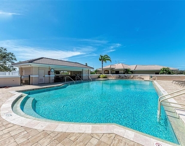 5280 Hyland Hills Avenue - Photo Thumbnail 9