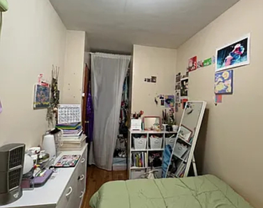 455 West 48th Street - Photo Thumbnail 1