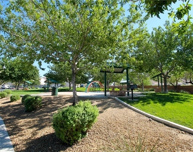 1591 Buffalo Brubaker Lane - Photo Thumbnail 32