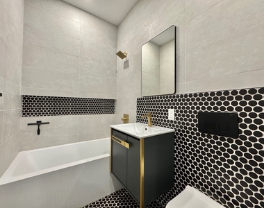 75 Wilson Avenue - Photo Thumbnail 7