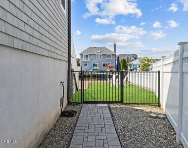 1730 Rue Mirador - Photo Thumbnail 66