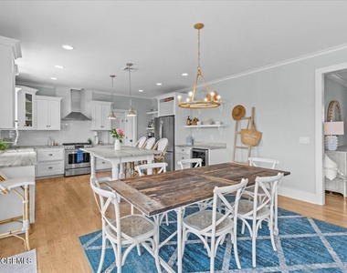 1730 Rue Mirador - Photo Thumbnail 10