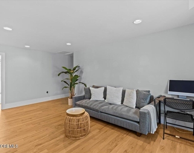1730 Rue Mirador - Photo Thumbnail 31