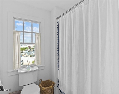 1730 Rue Mirador - Photo Thumbnail 21