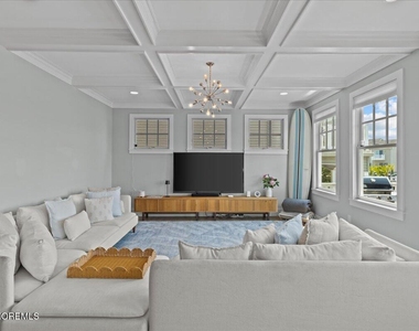 1730 Rue Mirador - Photo Thumbnail 16