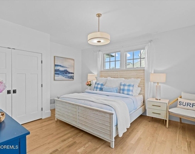 1730 Rue Mirador - Photo Thumbnail 49