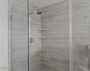 1730 Rue Mirador - Photo Thumbnail 24
