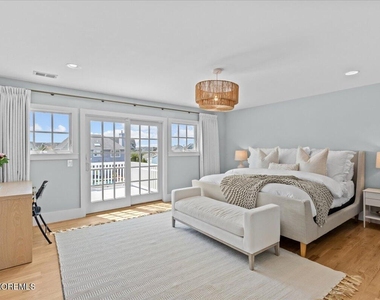 1730 Rue Mirador - Photo Thumbnail 42