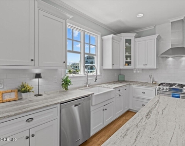1730 Rue Mirador - Photo Thumbnail 11