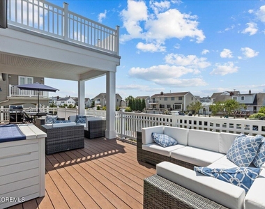 1730 Rue Mirador - Photo Thumbnail 58