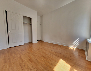 321 East 108th Street - Photo Thumbnail 2