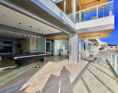 24826 Malibu Road - Photo Thumbnail 36